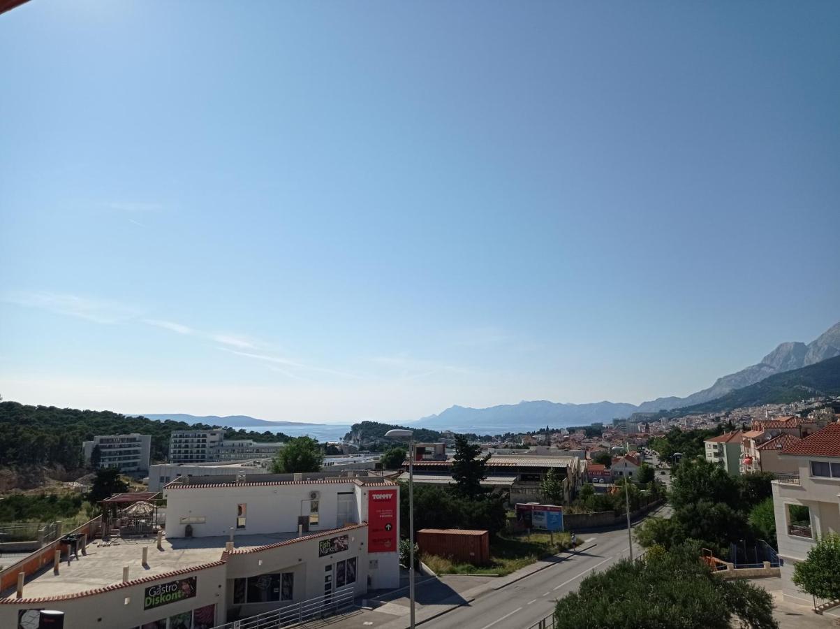 Dora * Makarska